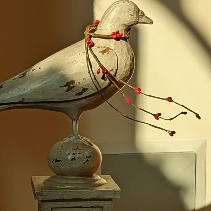 Birds in dreams including their depictions or symbols