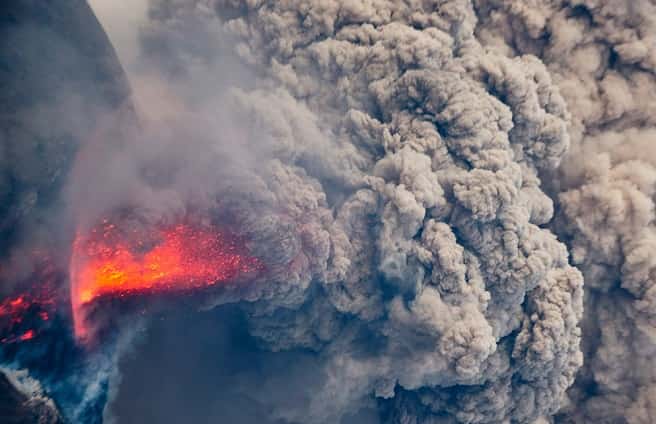 Dreaming about black smoke and rocks